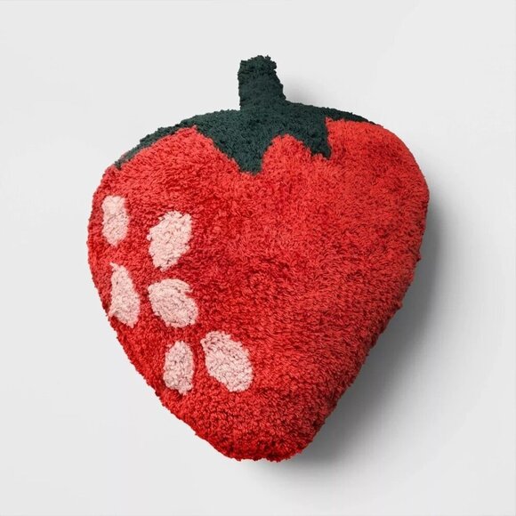 Target Room Essentials Strawberry Tufted Woven Heart‎ Shaped Throw Pillow - Picture 1 of 11